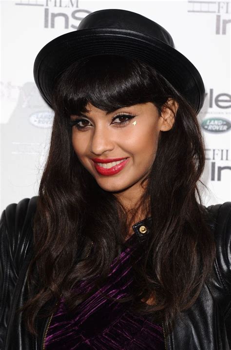 jameela jamil no bangs